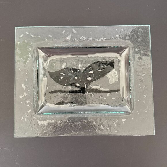 Handcrafted Glass Trinket Plate With Whale Tale Design By Artist Signed 2012 - Picture 2 of 5